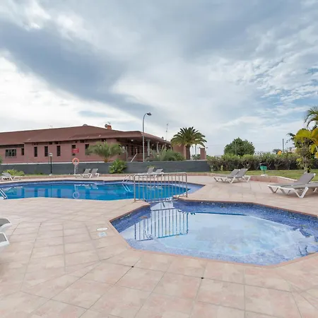 Kellys' Bayuca Apartamento *